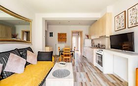 Denis Apartment